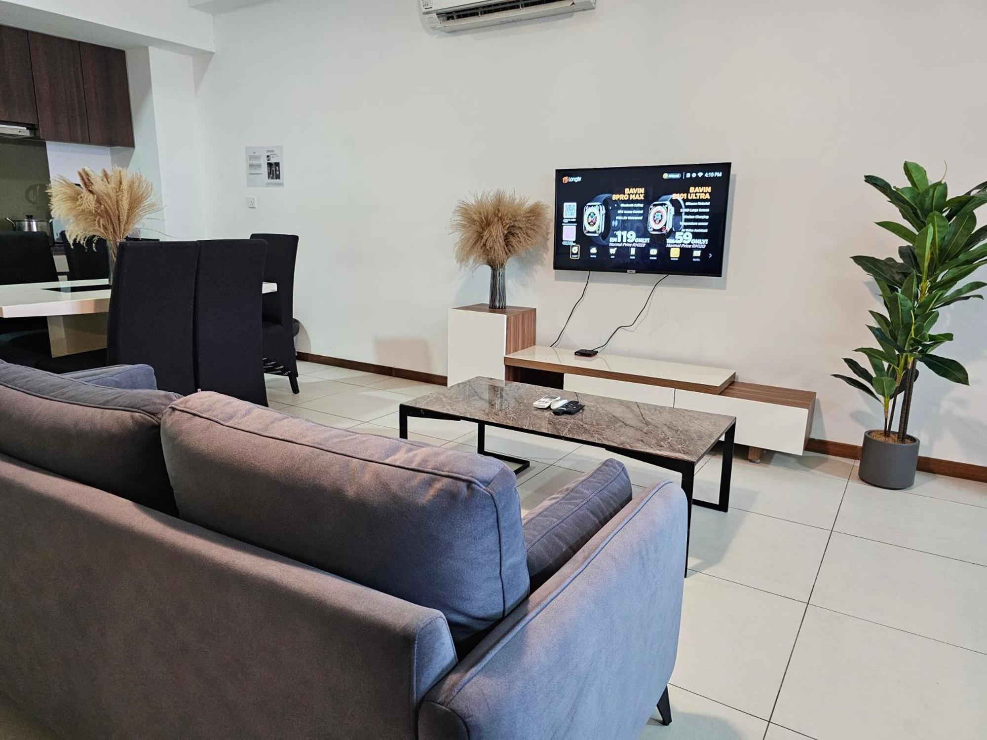 Deluxe Seaview Suite Twin Bed By The Only Bnb Tanjung Tokong Buitenkant foto